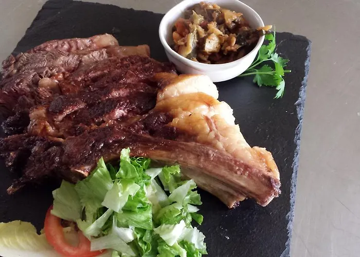 佩里戈尔餐厅酒店