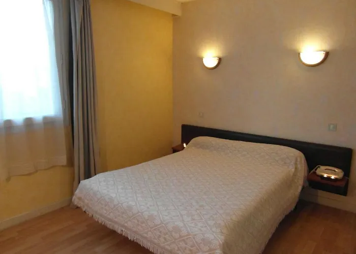 佩里戈尔餐厅酒店 酒店 茅尔斯